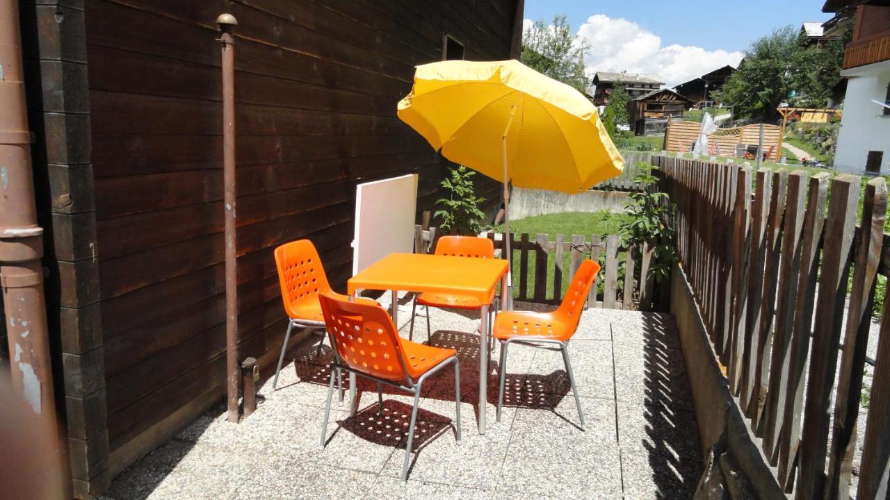 Haus Silberblick Anrig Apartment Grachen Exterior photo